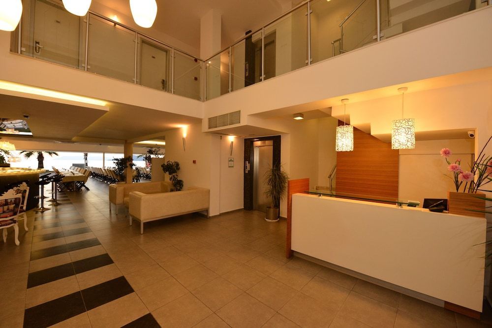 Hotel Delta 2