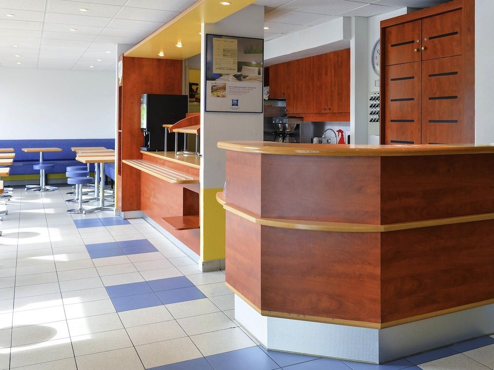 Ibis budget Orléans Sud Comet 1