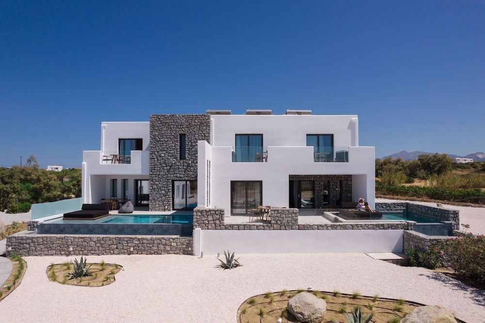 Milestones Naxos 1