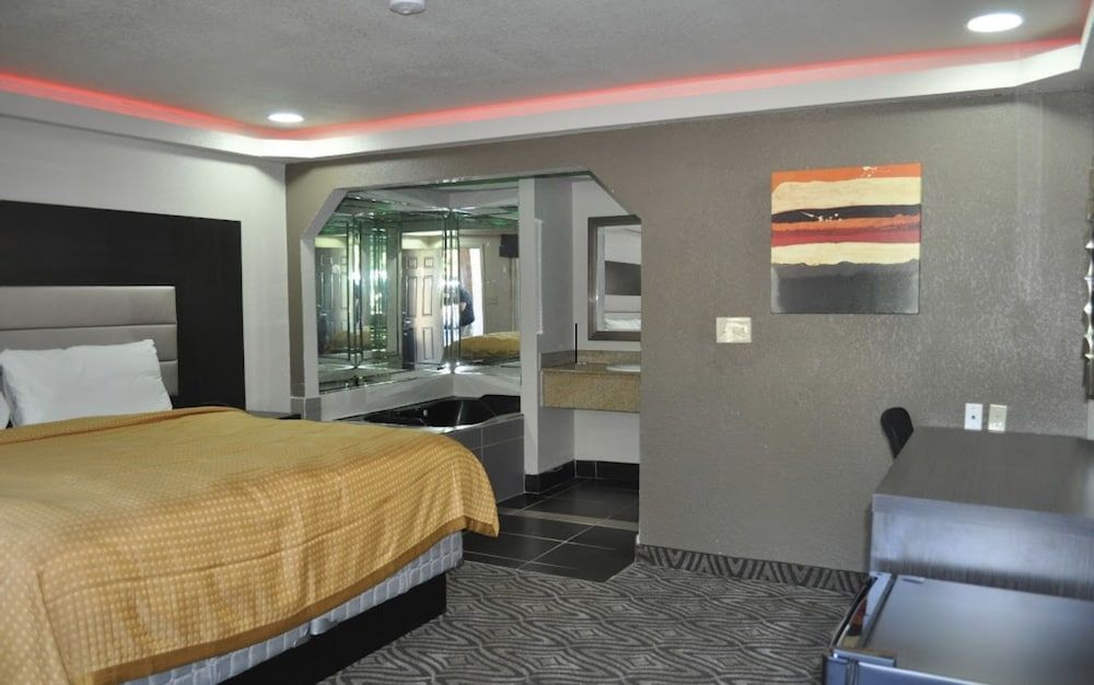 Downtown Suites Dallas 2