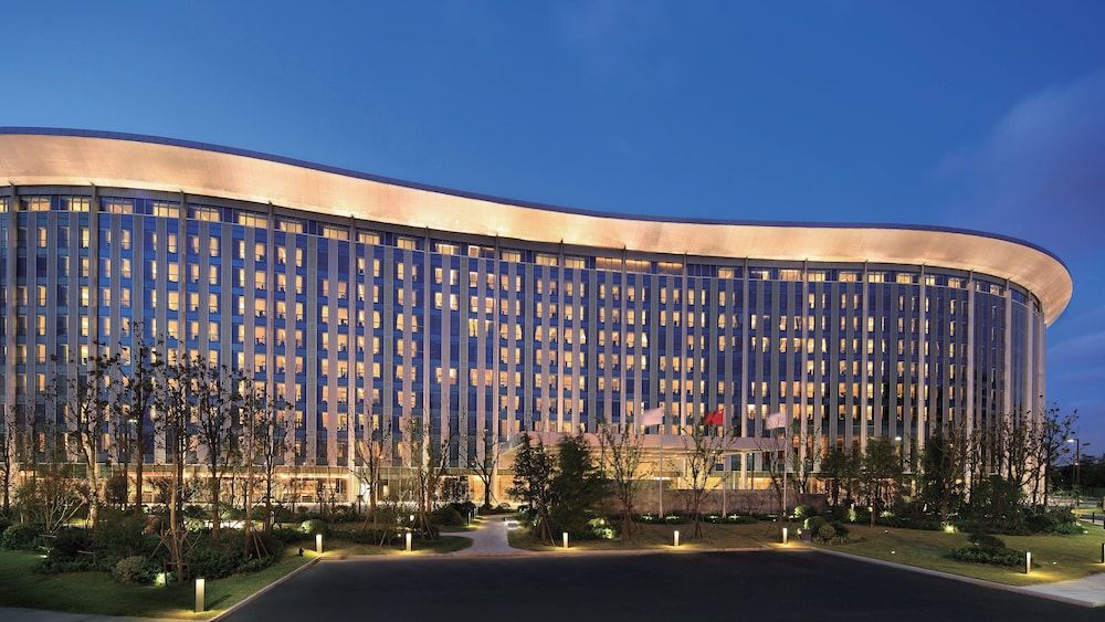 InterContinental Hotels SHANGHAI HONGQIAO NECC by IHG 1
