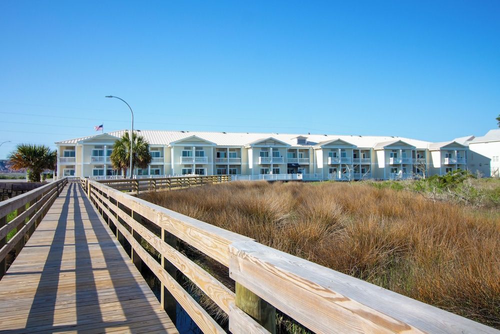 Palm Suites Trademark Collection by Wyndham 1