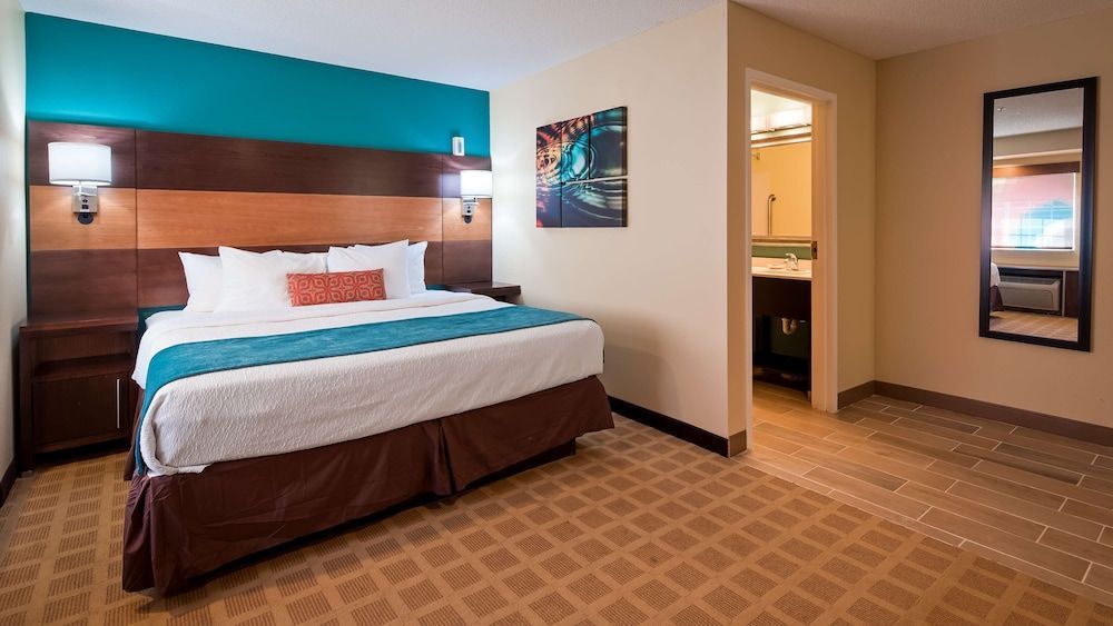Best Western Plus Harrisburg Mechanicsburg 1
