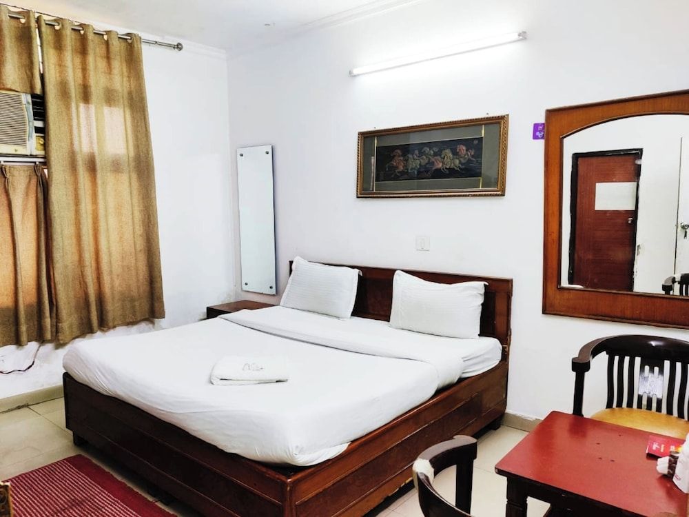 Hotel Redbury 2