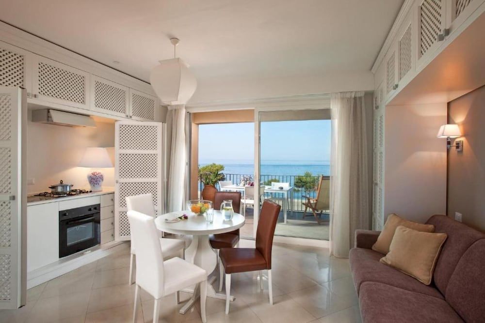 Taormina Villa Oasis Residence 1