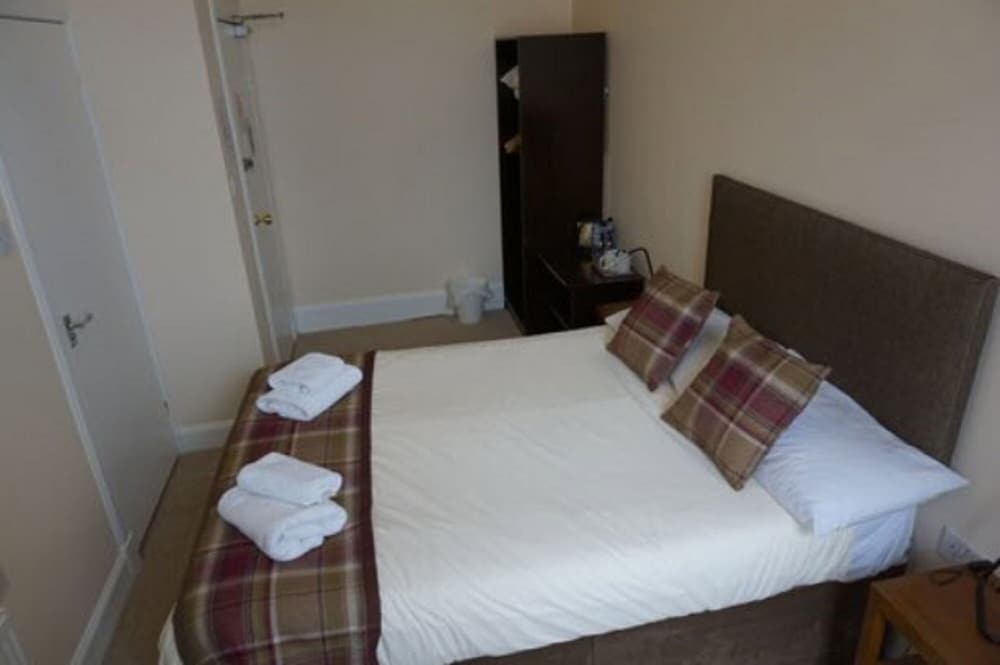 The Kelvin Hotel 1