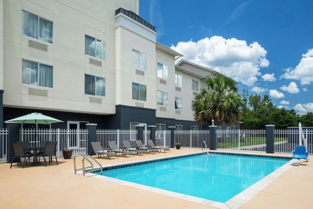 Fairfield Inn & Suites Marianna 1