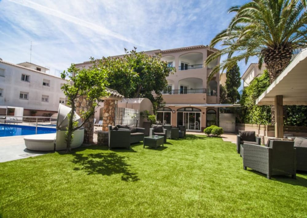 Apartamentos Royal Life 1