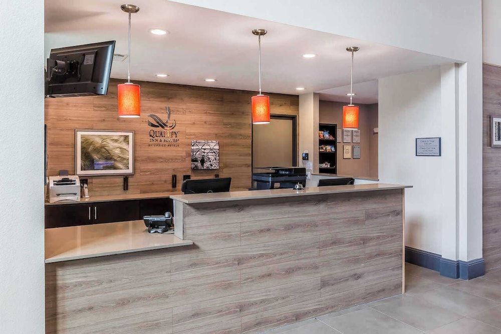 Garner Hotel Houston - Westheimer by IHG 2