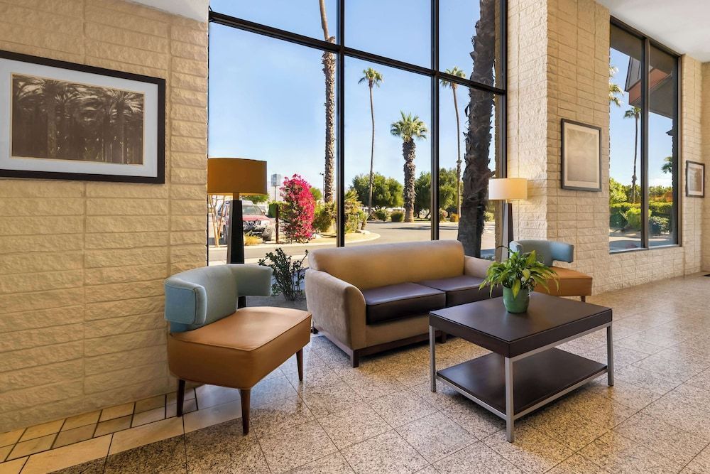 Best Western Date Tree Hotel 2