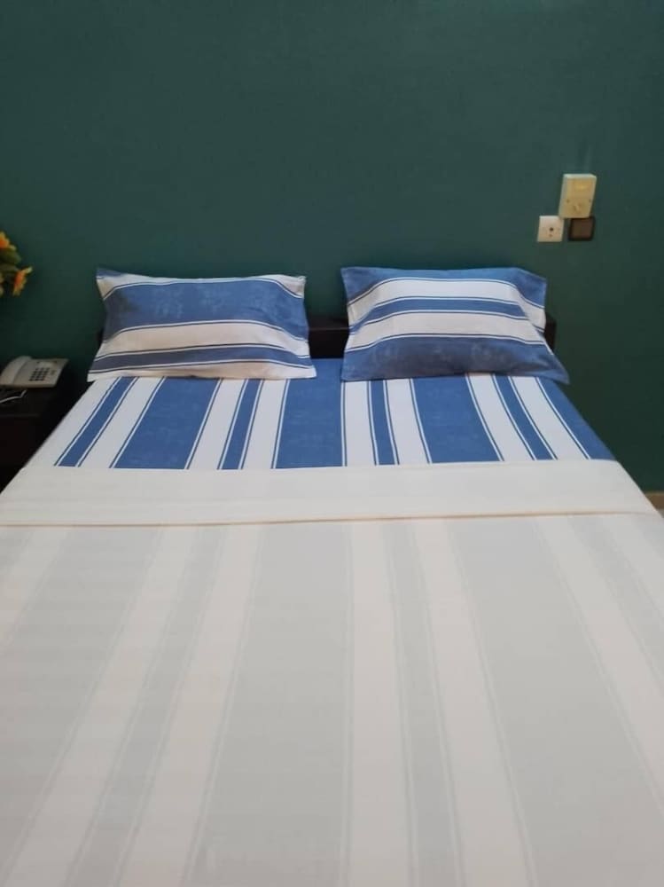 HOTEL AYELAWADJE 2 2
