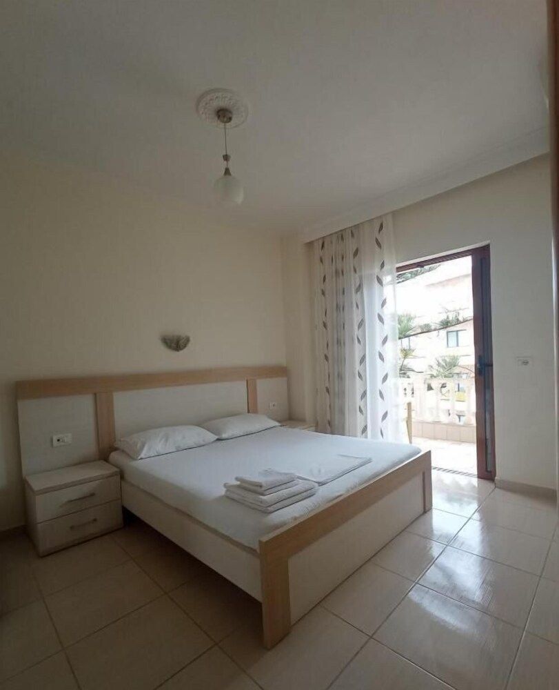 Apartments Romario 2
