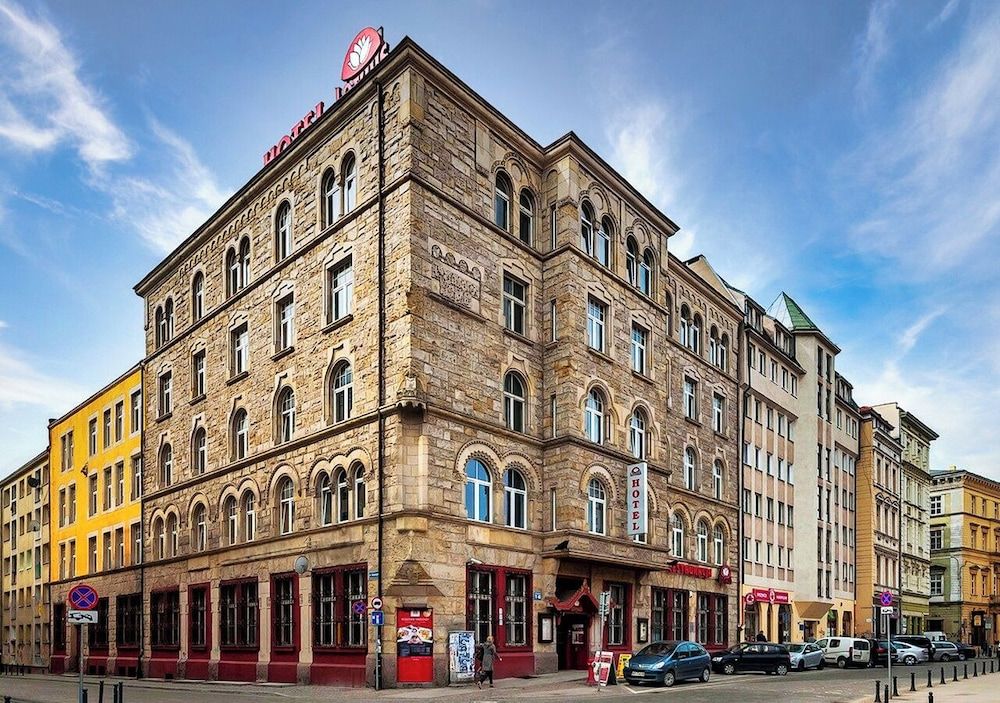 Hotel Lothus 1
