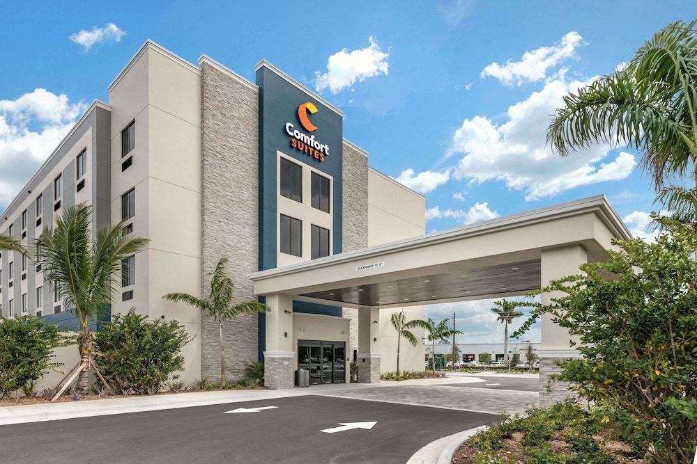 Comfort Suites Stuart-Hutchinson Island 1