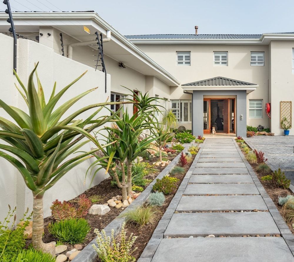 Bentley's Guesthouse 1