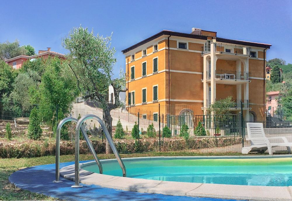 HOTIDAY Apartment Collection - Lerici Terrediliguria 1