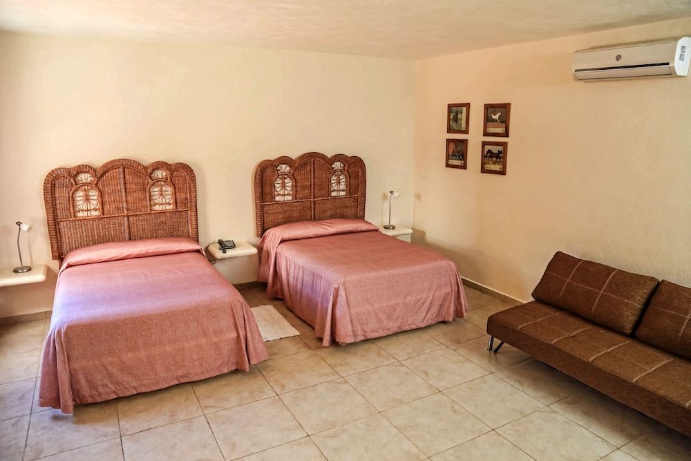 Hotel La Plaza de Tequisquiapan 2