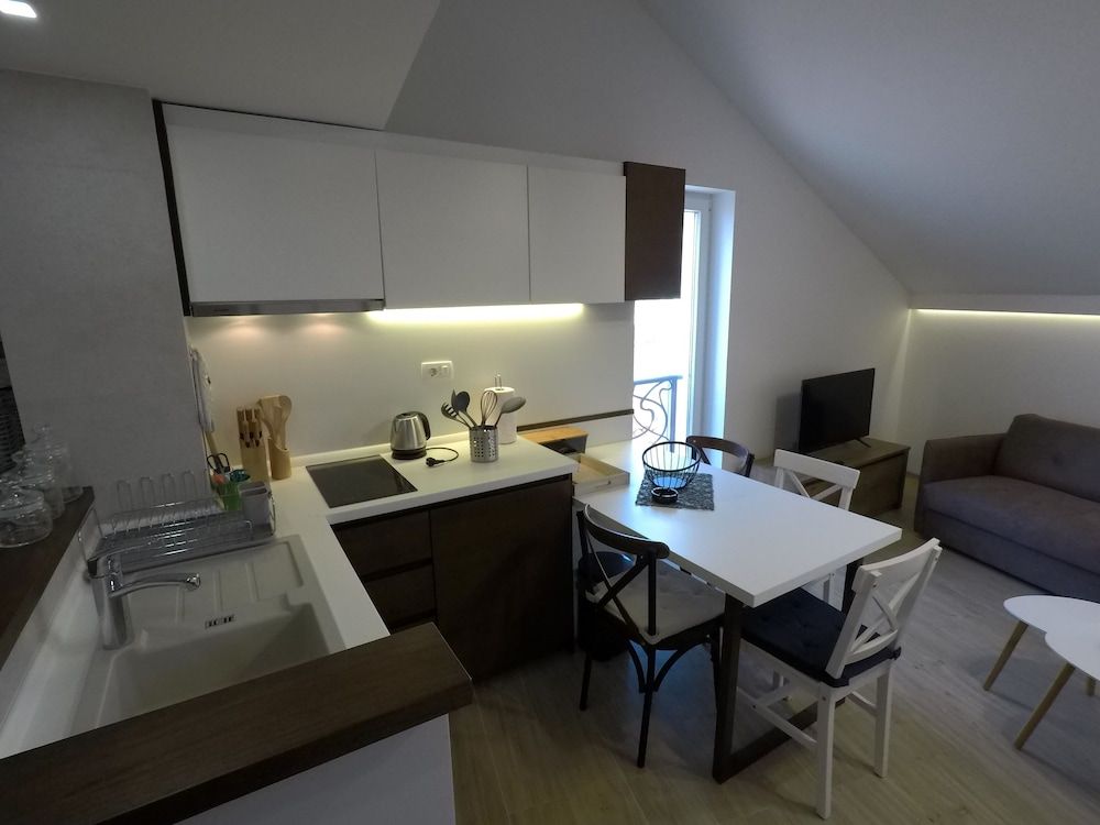 Lux Squere Apartments 1