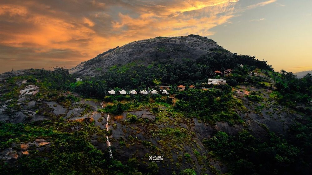 Mount Xanadu Resorts 1