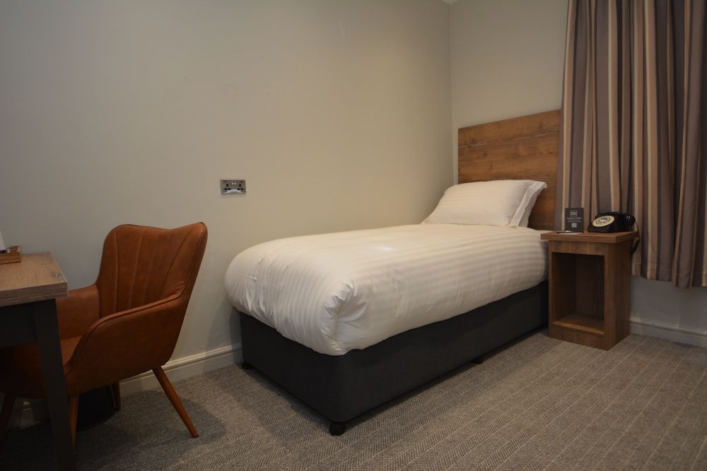 The Rugby Hotel 2