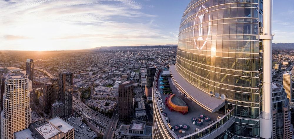 InterContinental Hotels LOS ANGELES DOWNTOWN by IHG 1