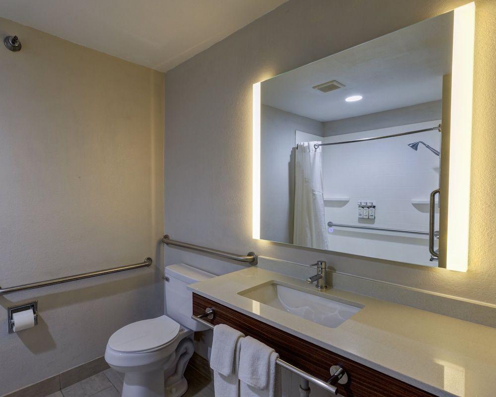 Holiday Inn Express & Suites SHELBYVILLE INDIANAPOLIS by IHG 2