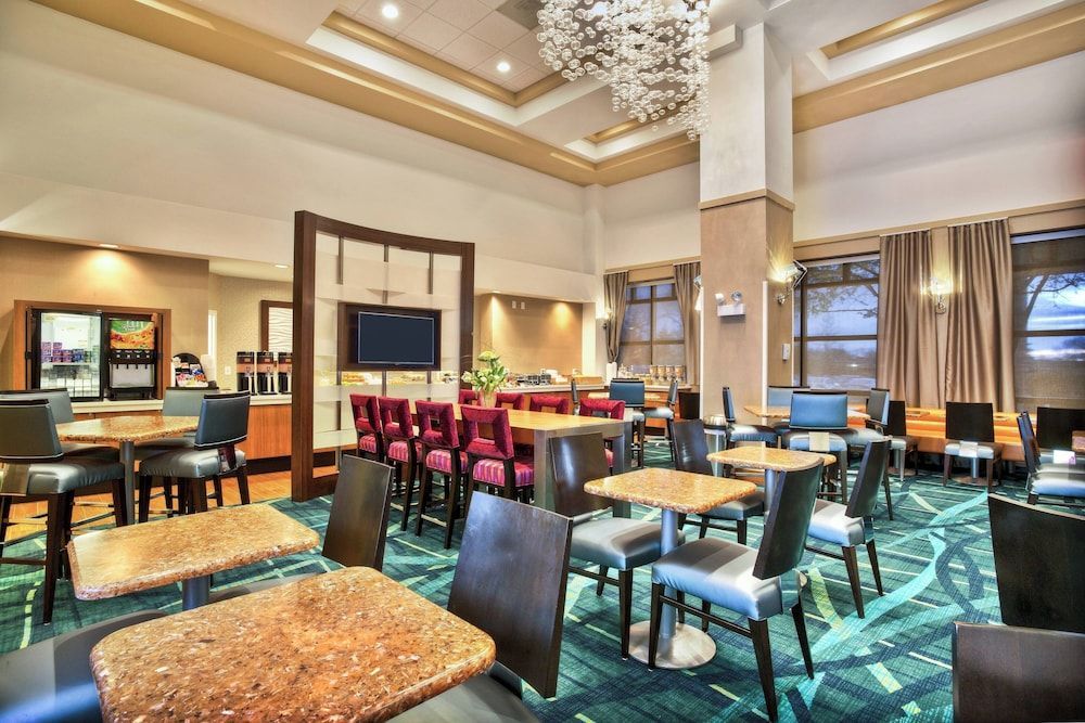 SpringHill Suites by Marriott Chicago Southwest at Burr Ridge Hinsdale 1