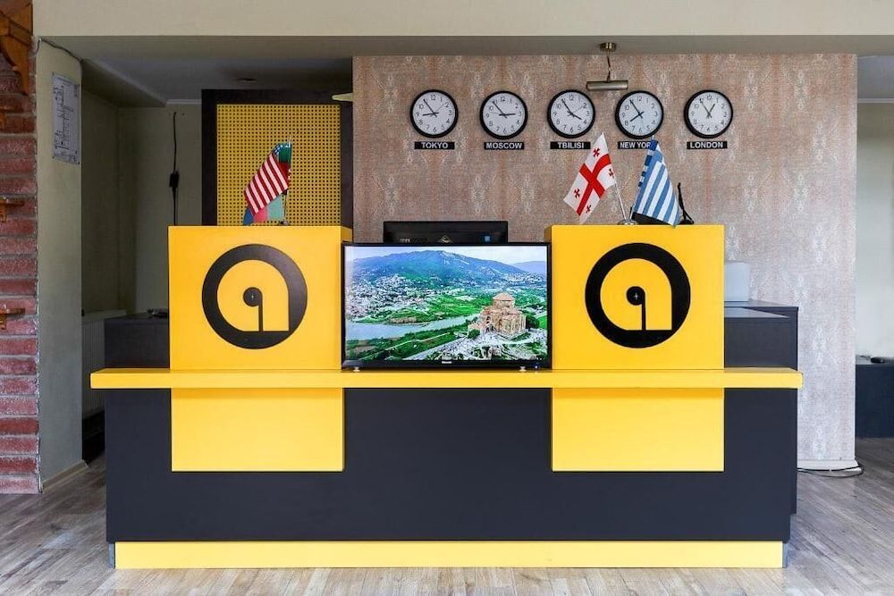 Aura Plaza Hotel 1