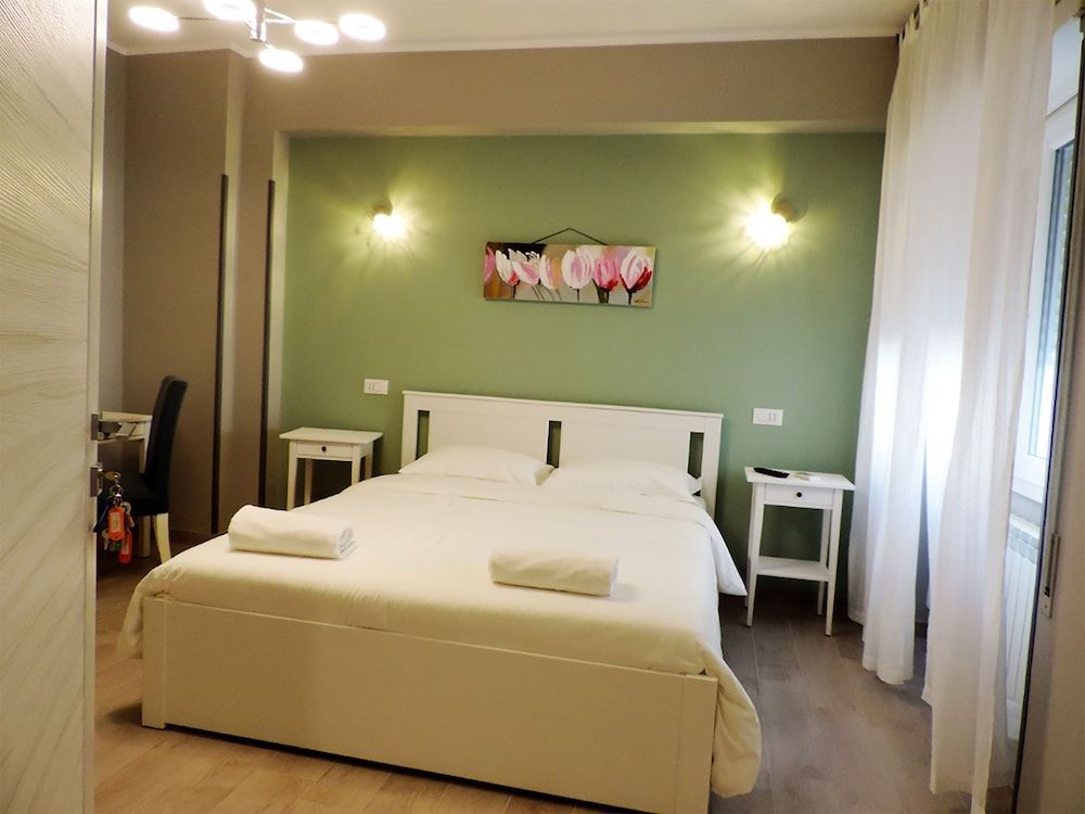 Pretty Tiburtina Room 1