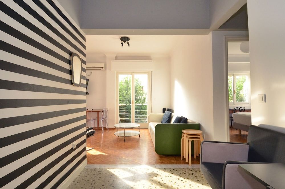Thiseio a vintage apartment 1