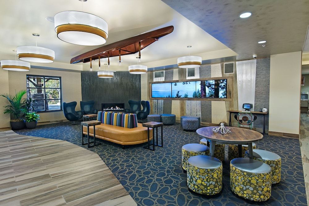 Oxford Suites Bellingham 2