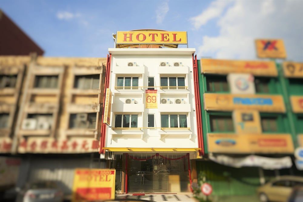 Ipoh Road Hotel 1