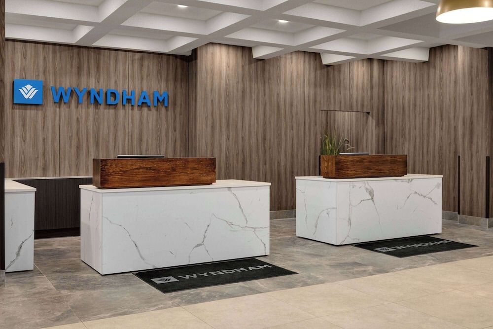 Wyndham Edmonton Hotel and Conference Centre 2
