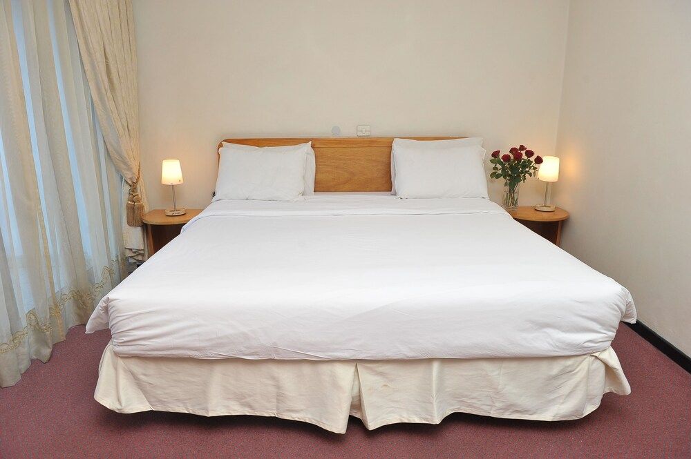 Semein Hotel 2