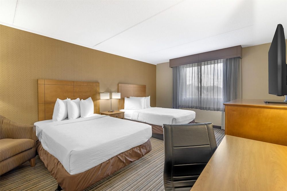 Best Western Royal Plaza Hotel and Trade Center 1