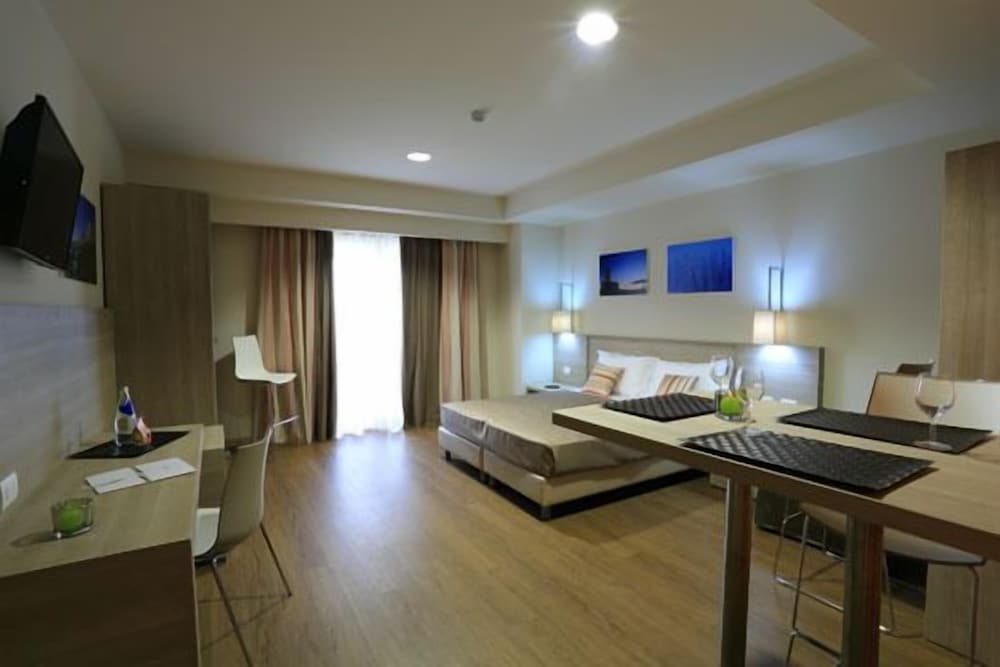 Turin Airport Hotel & Residence 1