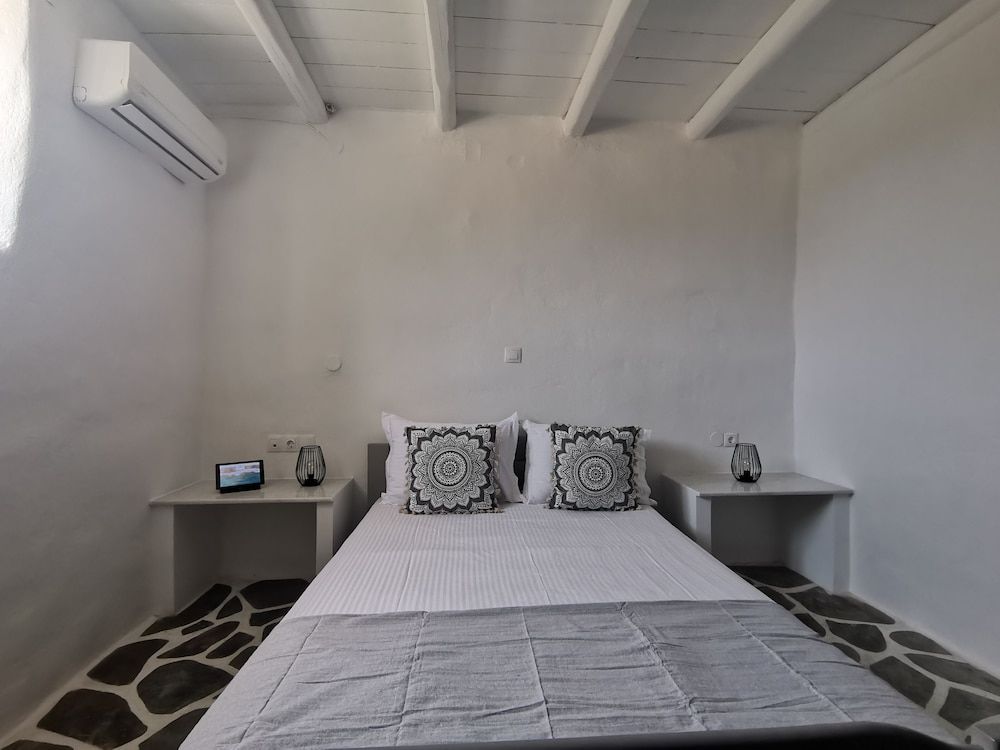 Soros Beach Antiparos 2