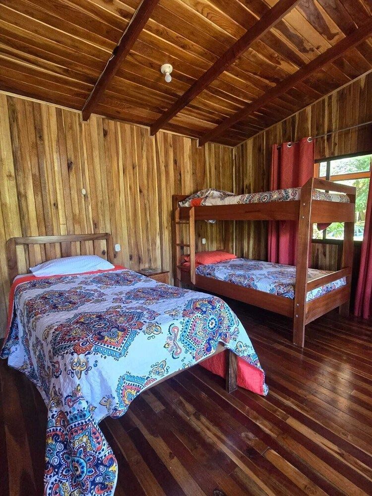 Cabañas Roca Verde Monteverde 2