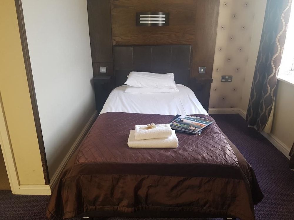The Queensberry Hotel 2