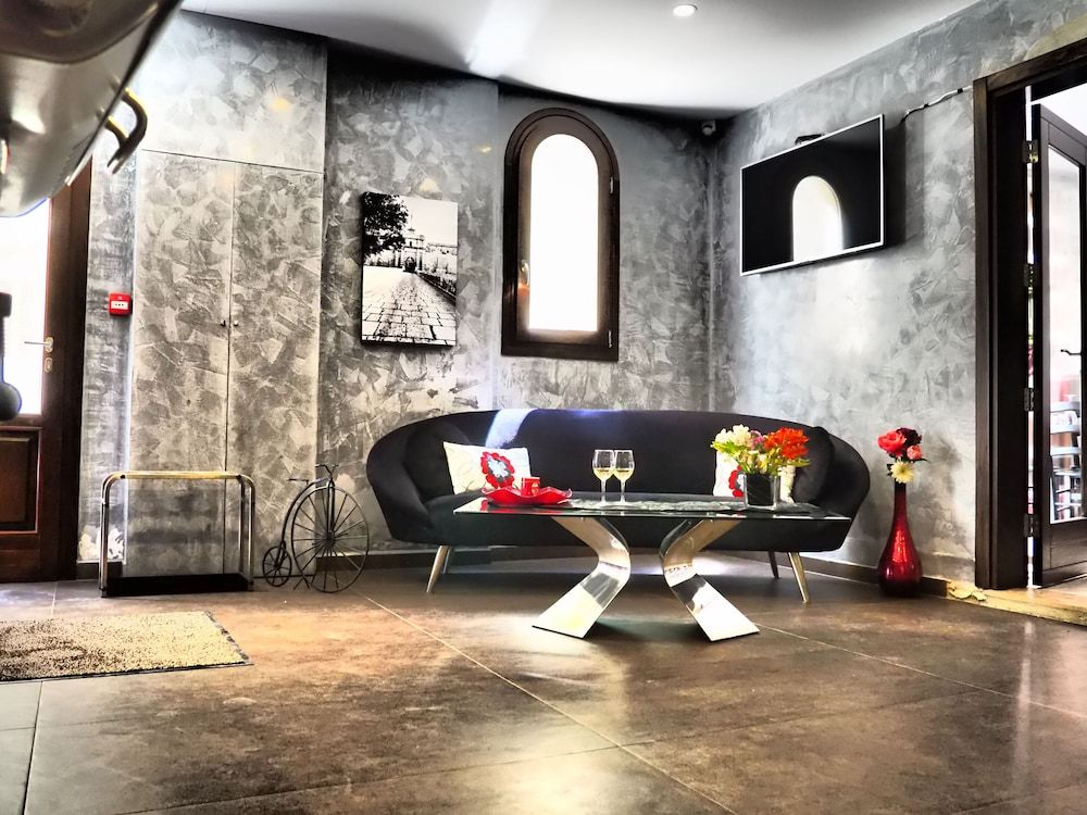 Adelphi Boutique Hotel 2