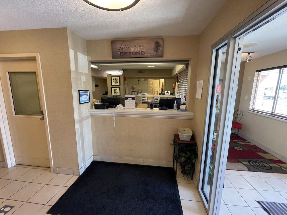 MainStay Suites Wichita Northeast 2
