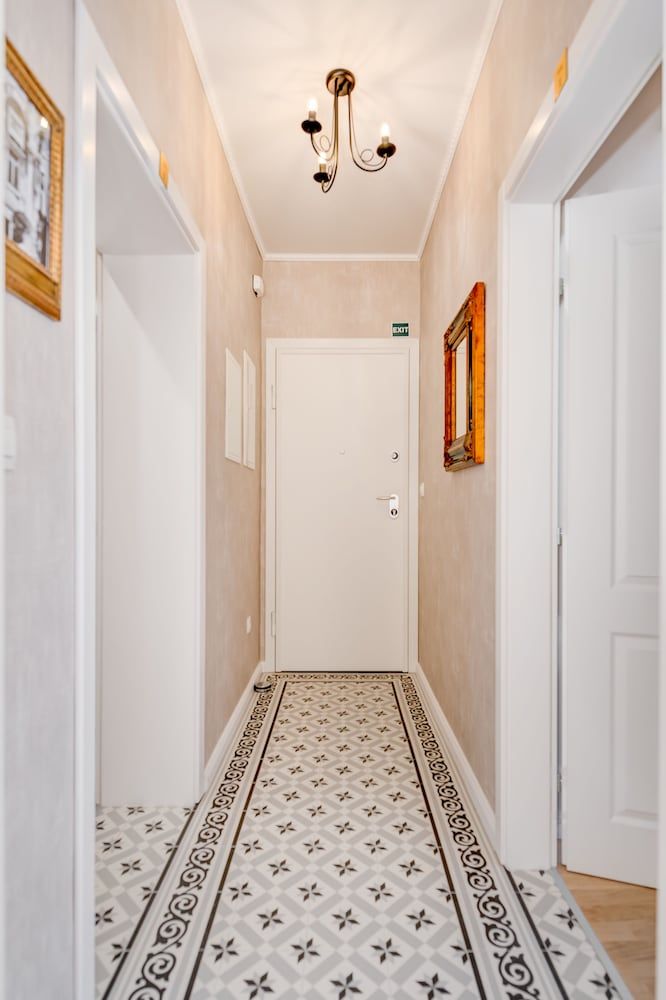 Le Monde - Vintage Accommodation 2
