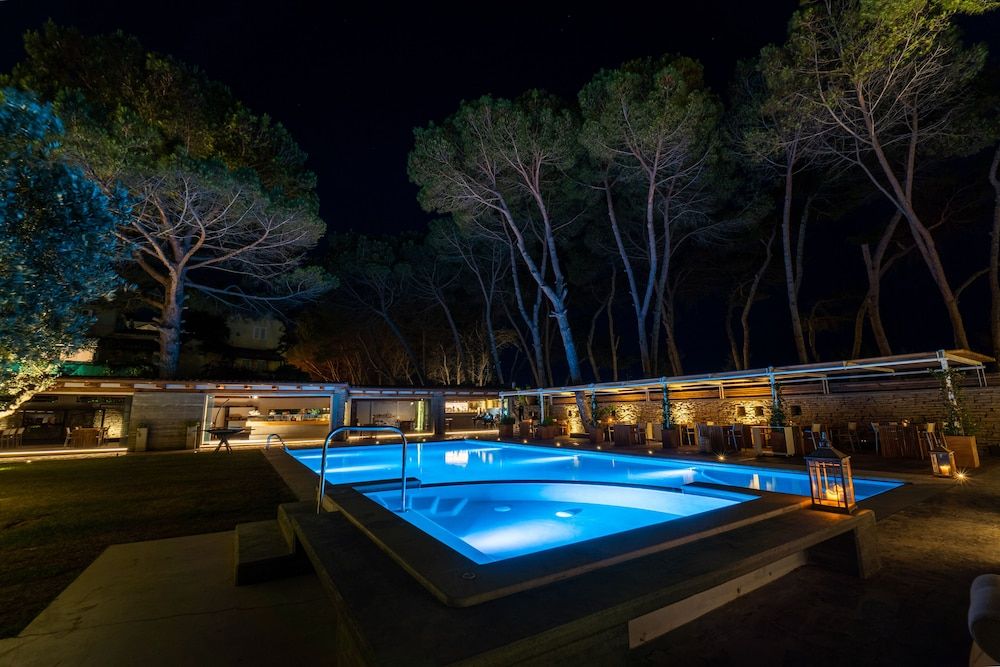 Praia Art Resort - Small Luxury Hotels of the world 1
