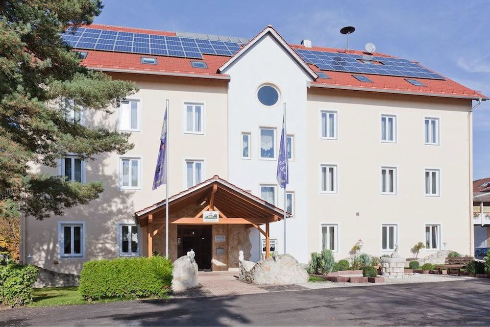 Resort Hotel Seebauer Gut Wildbad 1