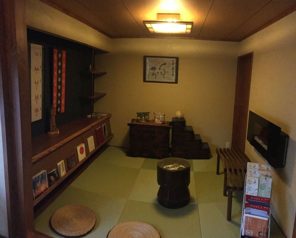 Minshuku Kuwataniya 2