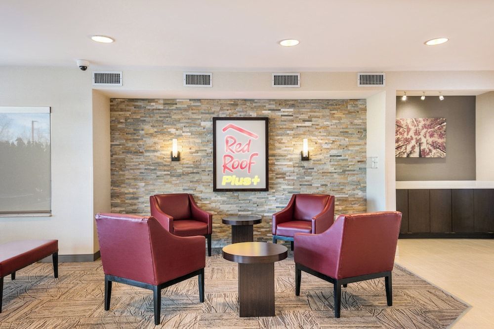 Red Roof Inn PLUS+ Boston - Logan 2