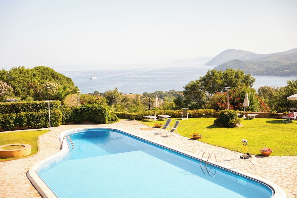 Essence Isola d'Elba - Le Picchiaie Resort 1
