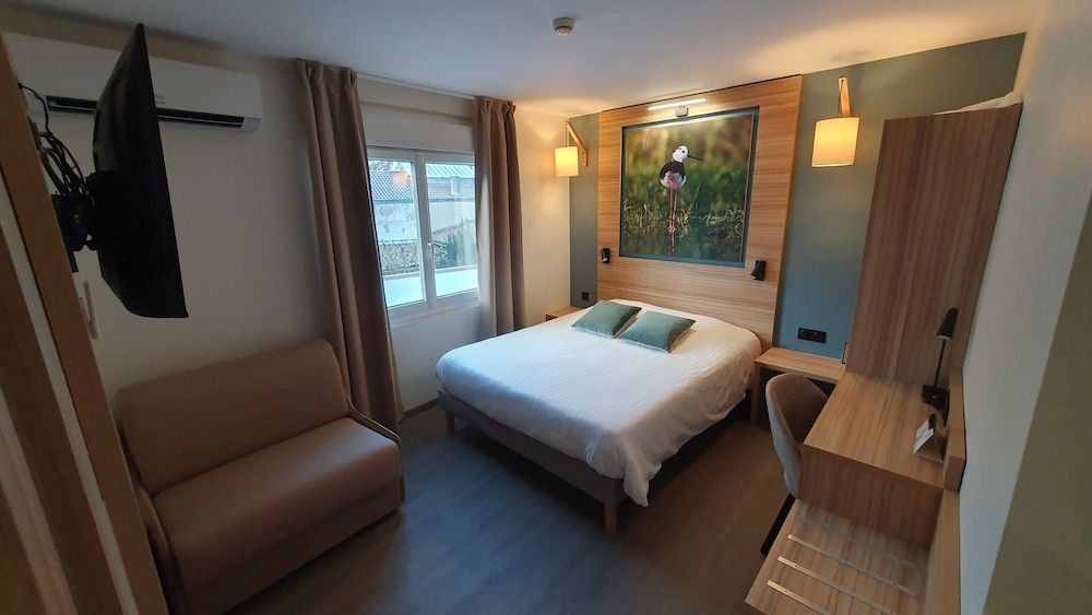Logis Hôtel - Les Pasteliers 1