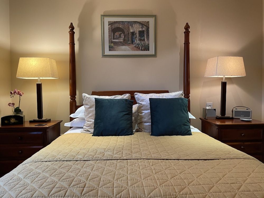The Hawkley Inn 2