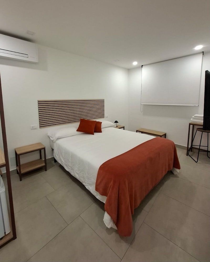 sikelia rooms 2